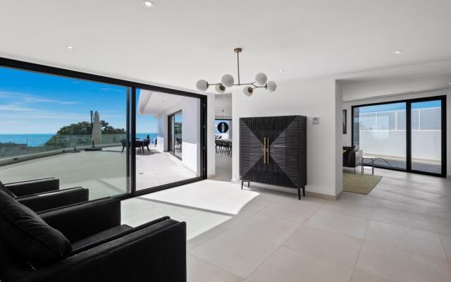 Villa Nirvana in Fuengirola