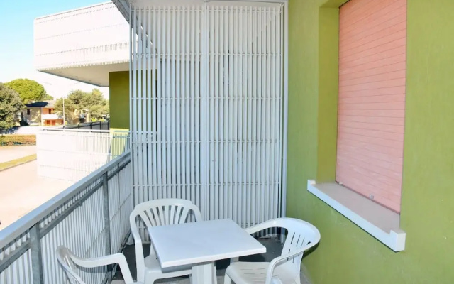 Homely Apartment With Terrace in Bibione - Beahost
