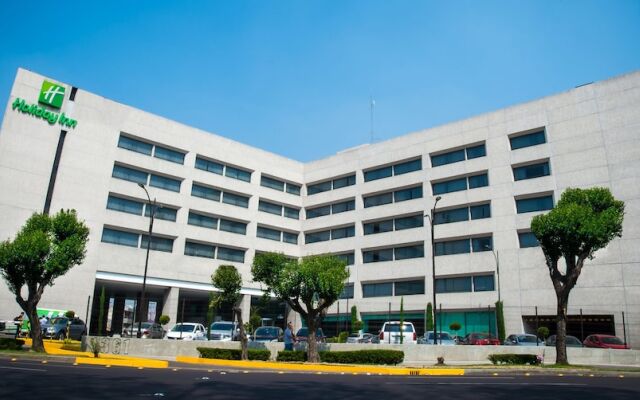 Royal Plaza