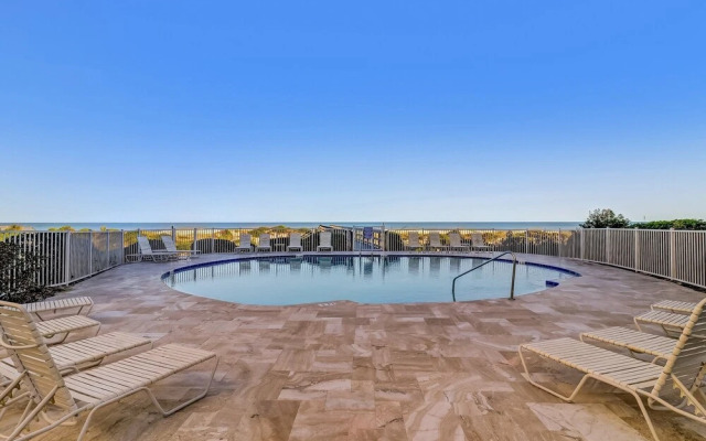 Luxury Condo with Atlantic Ocean View from Private Balcony by RedAwning