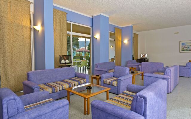 Trianta Hotel Apartments
