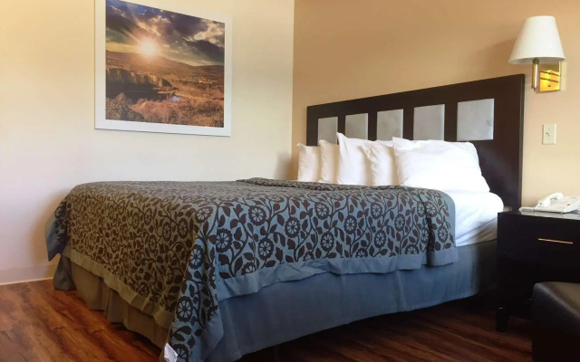 Days Inn by Wyndham Taos