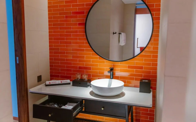 Central Plaza Hotel - My Tho