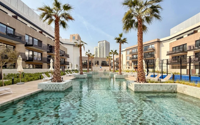 JVC Gem 2BR w maidsroom - Oakley Square