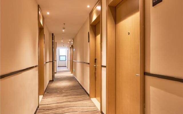 City Comfort Inn Liuzhou Wuling Liutai Road