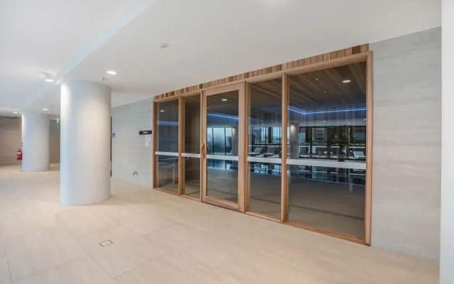 Modern 2-bed Apartment With Premium Amenities