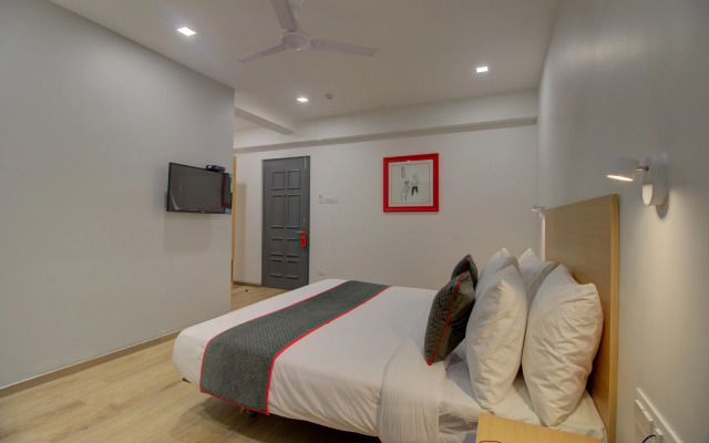 OYO Townhouse 092 Hotel Ashray Residency