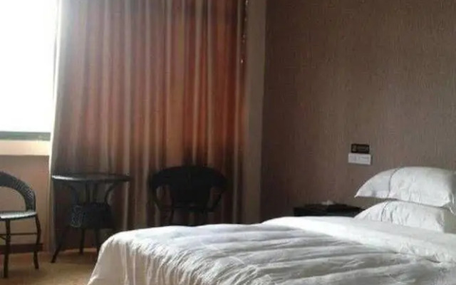 Zhenjiang Yijing Theme Hotel