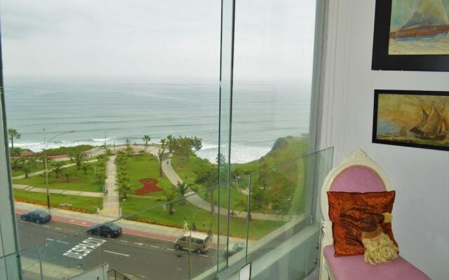 Modern Miraflores Apartment Ocean View