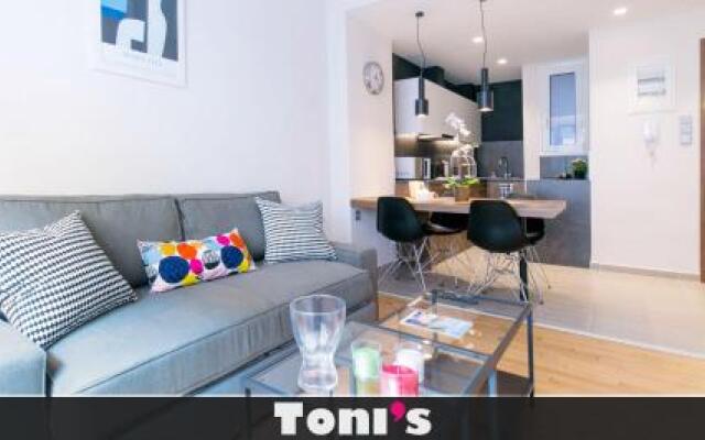 TONIS Le Petit Nicolas 1BD Apartment in Koukaki