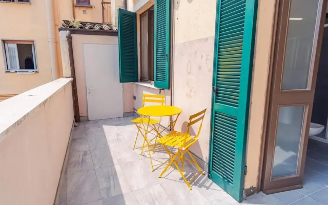 Piazza Garibaldi - Italian Homing