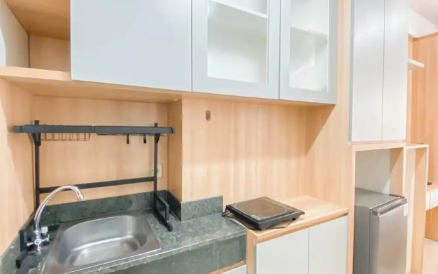 Nice Studio Room Apartment Transpark Cibubur
