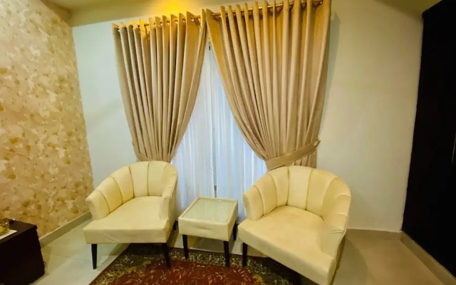2Bedroom BahriaTown-Manzar Holiday Homes