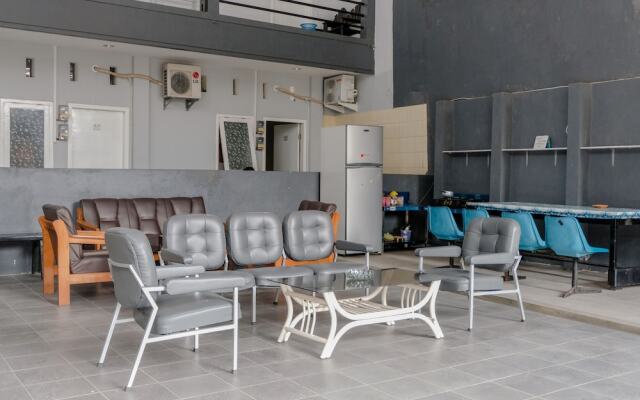 J3 Residence Syariah by OYO Rooms