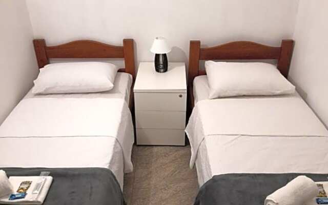 LÍAH Hostel & Suites