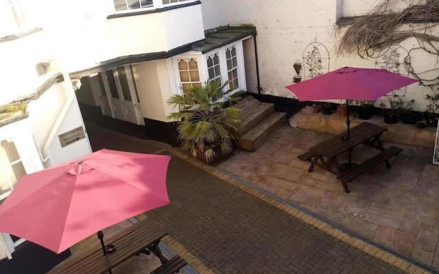 The Rose and Crown Hotel