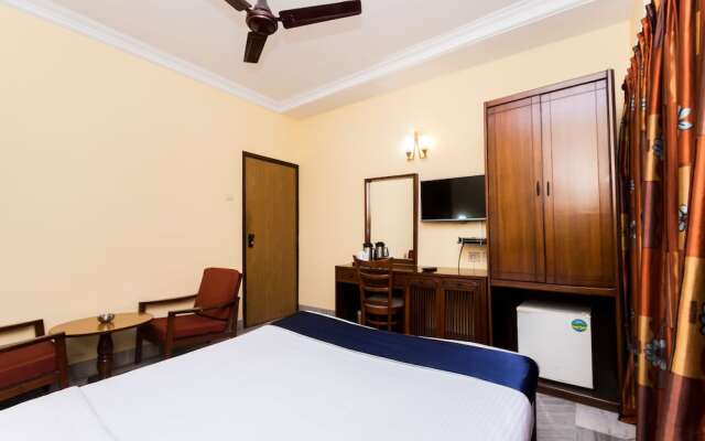 OYO 4621 Hotel Camac Plaza