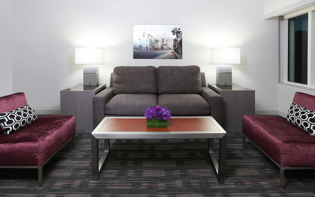 Loews Hollywood Hotel