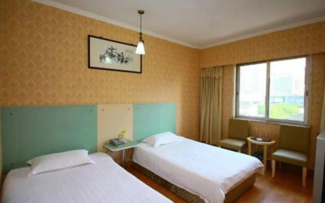 Huifeng Hostel