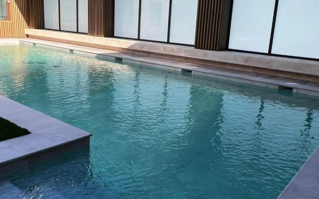 Ansares Hotel