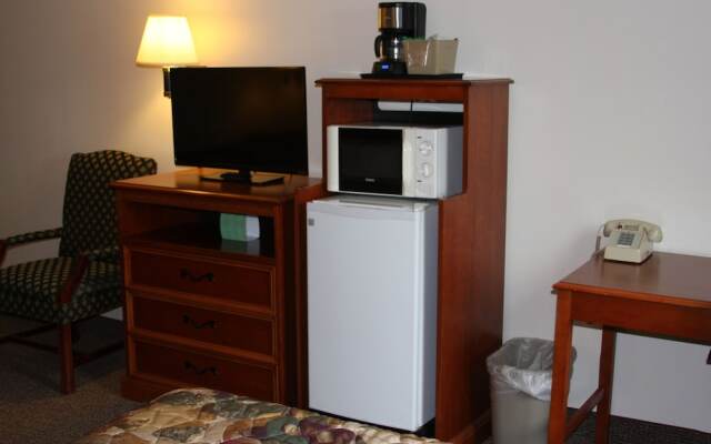 Gladstone Inn & Suites