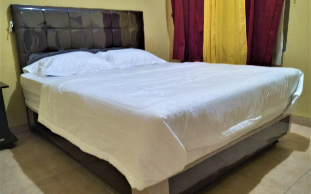 Hotel Pekalongan Syariah Mitra RedDoorz