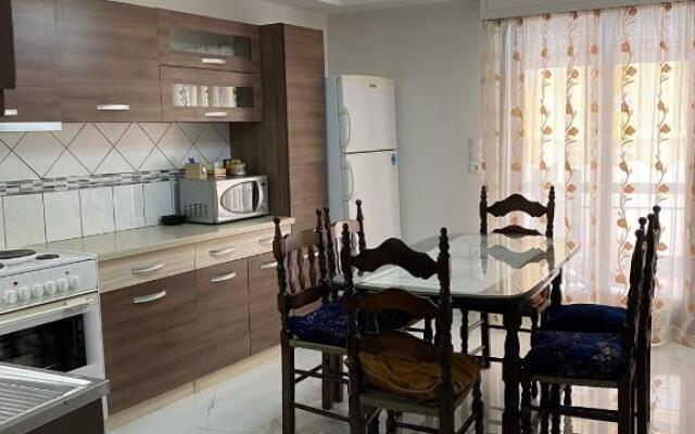 Jo's House