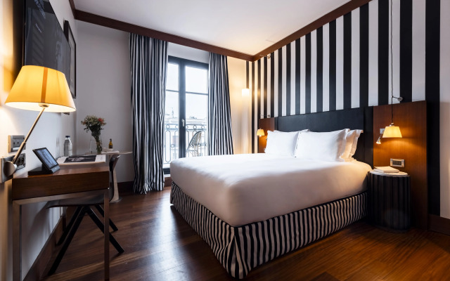 Grand Hotel Champs-Elysees