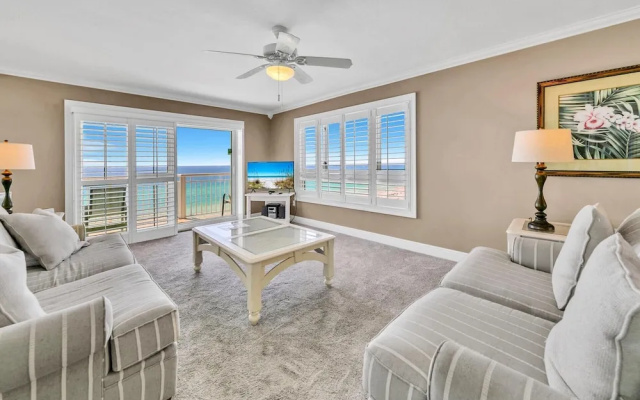 Destin Towers 93