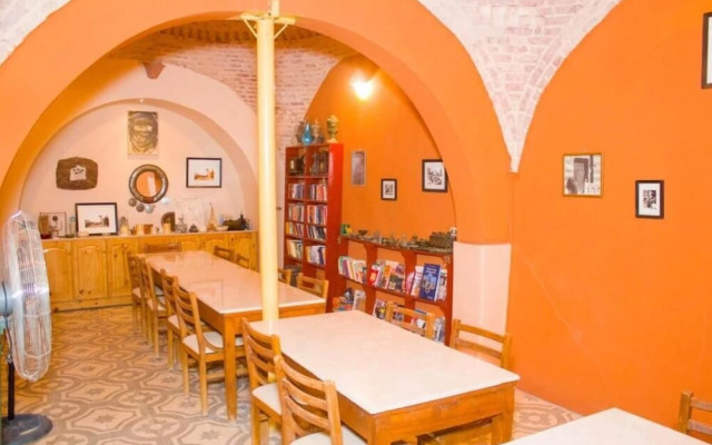 Desert Paradise Lodge