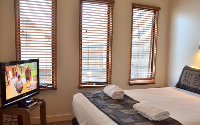 Lornebeach Apartments