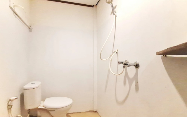 Urbanview lovetel Near Jalan Sudirman