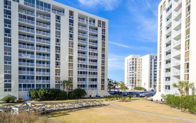 Shoreline 3042 Condo