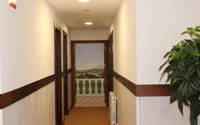 Hostal y Apartamento Rural Los Naranjos