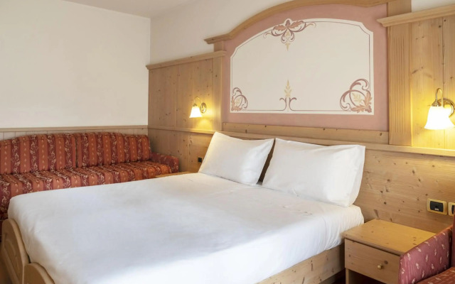 Beverly Alps Hotel & Spa