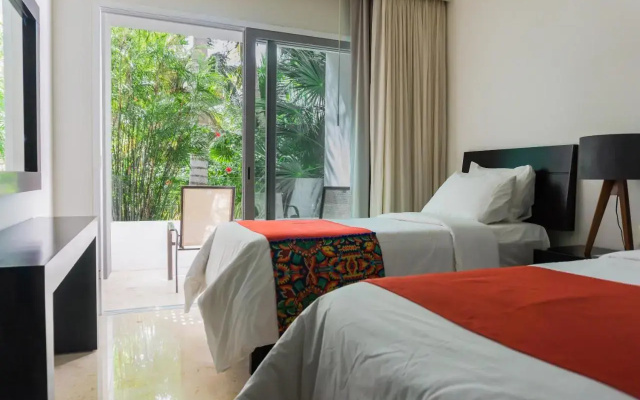 Casa Coral - Luxury Condos