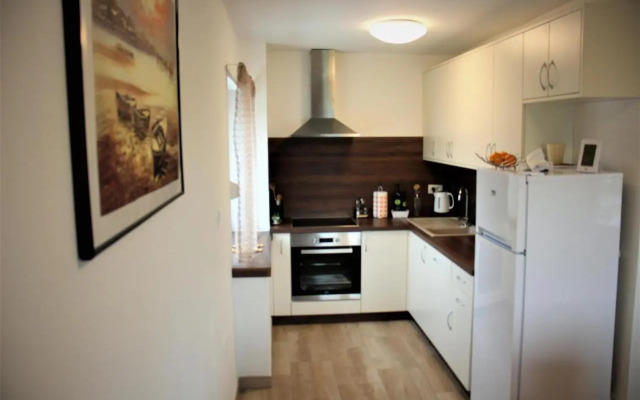 Apartmaji Hrvatin v Kortah