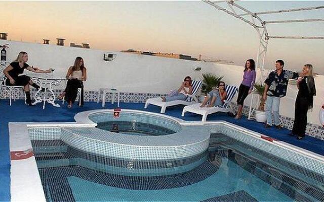 Ramee Guestline Hotel Dubai