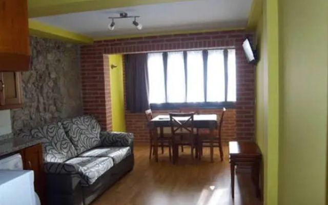 Apartamentos Entrepalacios