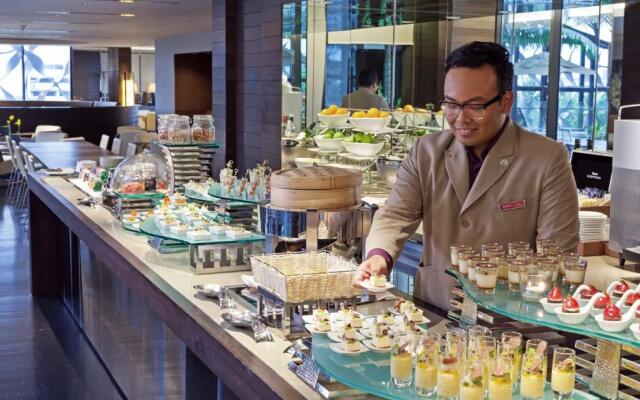 Crowne Plaza Changi Airport by IHG