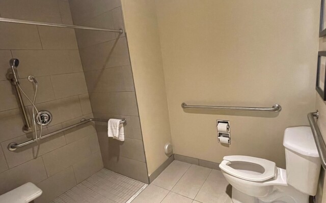 Comfort Inn North/Polaris