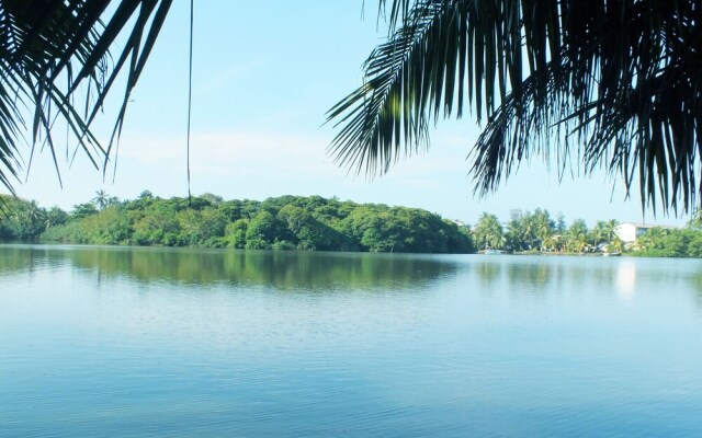 River Side Villa