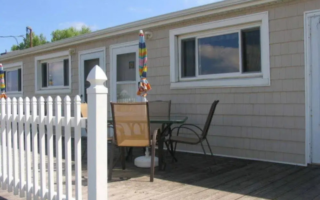 Southold Beach Motel
