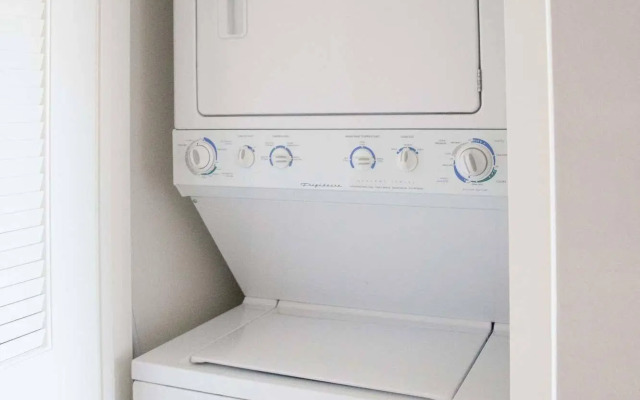 Wonderful Washington Furnished Apartment