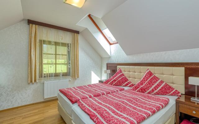 Pool Villa Silva Marija - App 307