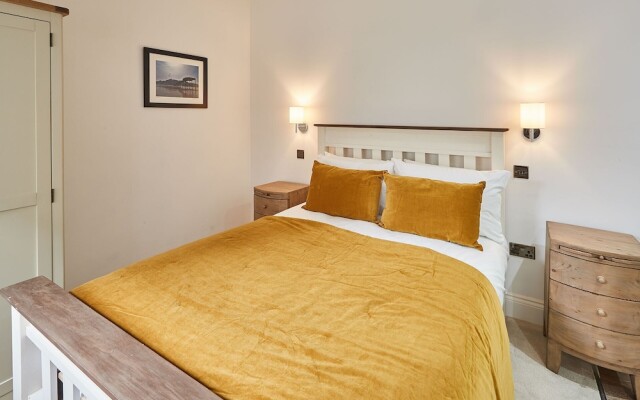 Host Stay Studio Pod 1