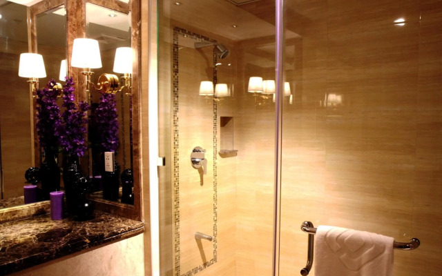 Central Park Tower Resort
