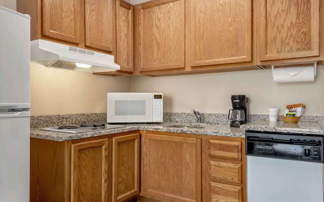 Hawthorn Extended Stay by Wyndham Decatur