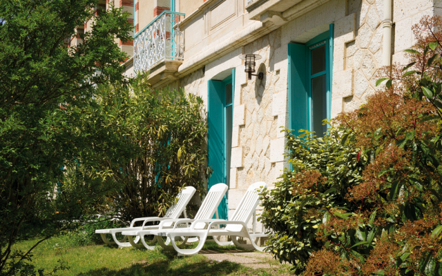 Résidence de Tourisme Vacances Bleues Villa Régina