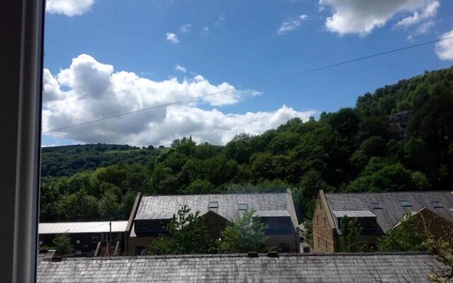 Charming 1-bed House in Hebden Bridge